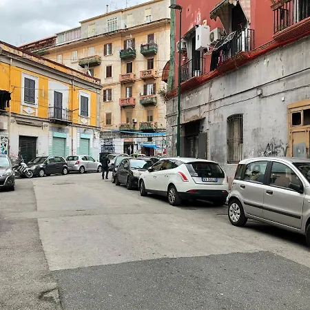 Casa Scugnizzella Неаполь