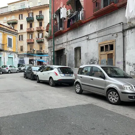 Casa Scugnizzella Неаполь