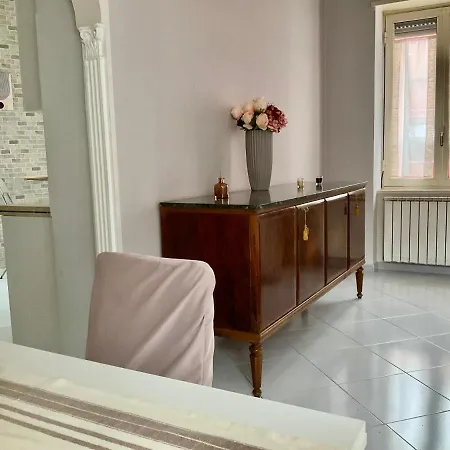 Casa Scugnizzella Неаполь