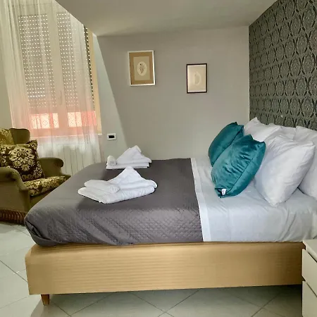 Casa Scugnizzella Апартаменты *